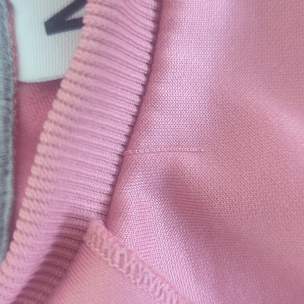 Molo Pink 🩷 Ruffled Sweatsuit - Picture 3 of 5